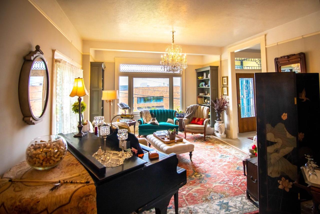 Clementine'S Guest House & Vacation Rentals Astoria Zewnętrze zdjęcie